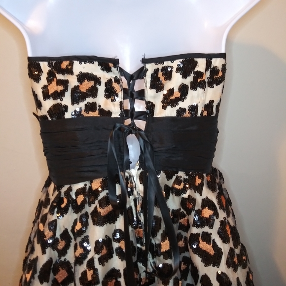 Betsey Johnson Sparkly Sequinned Leopard Print Strapless Special Occasion Dress - Picture 8 of 12